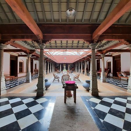 Saratha Vilas Chettinad Kānādukāttān Eksteriør billede